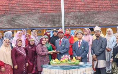 Memperingati Hari Guru Nasional 2025 dengan Kebersamaan Guru dan Siswa SMA Negeri 3 Prabumulih